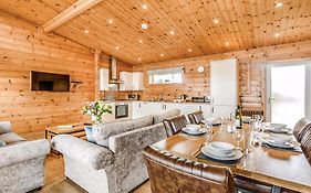 Fairview Lodges